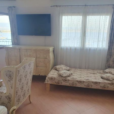 Villas And Suites La Coraillere Resort Theoule-sur-Mer Bagian luar foto