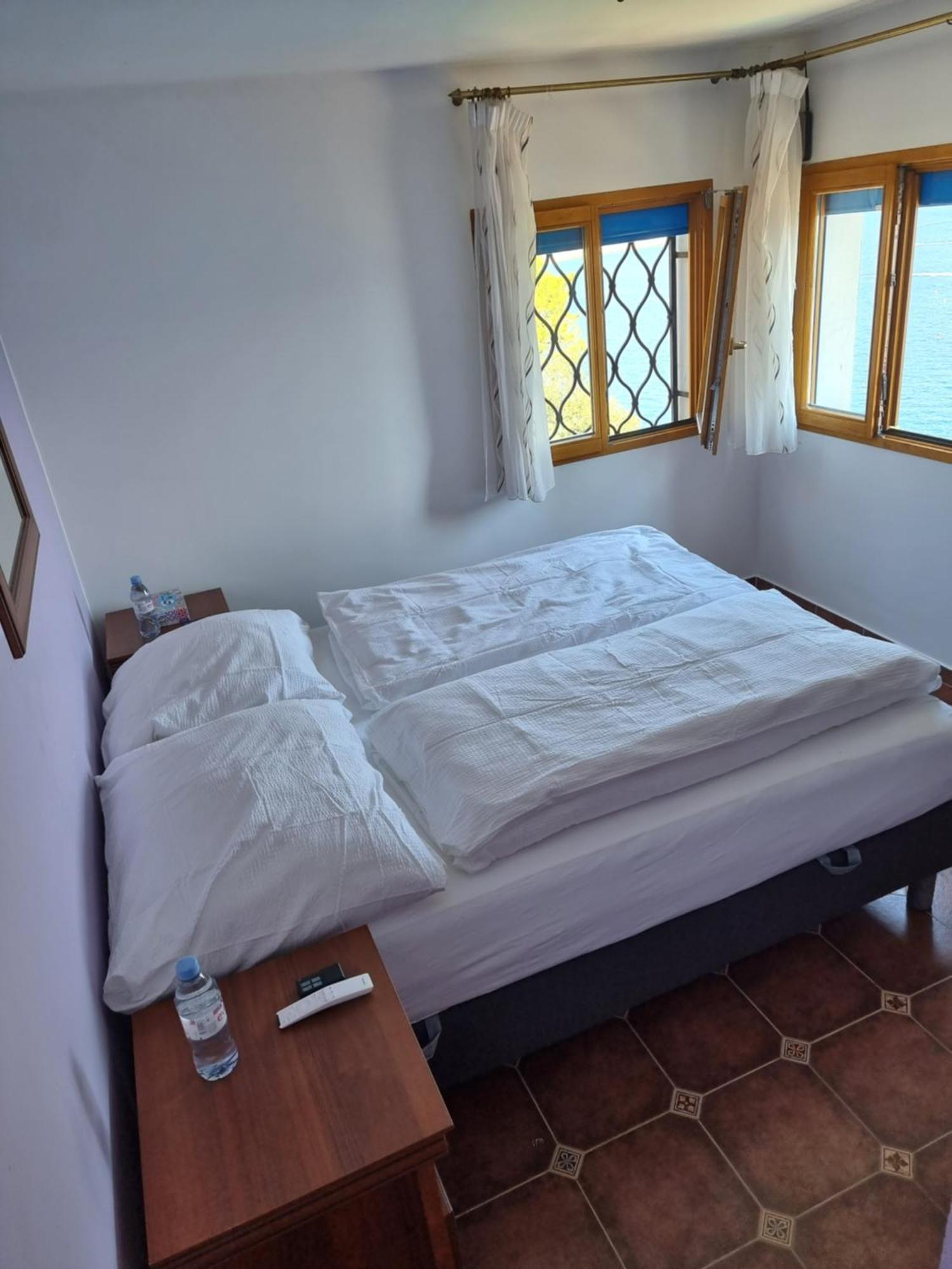 Villas And Suites La Coraillere Resort Theoule-sur-Mer Ruang foto