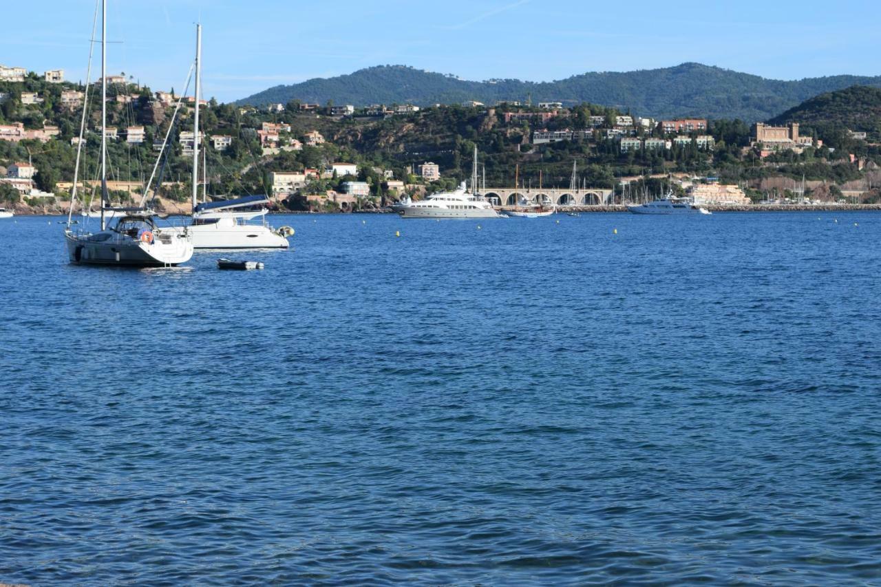 Villas And Suites La Coraillere Resort Theoule-sur-Mer Bagian luar foto