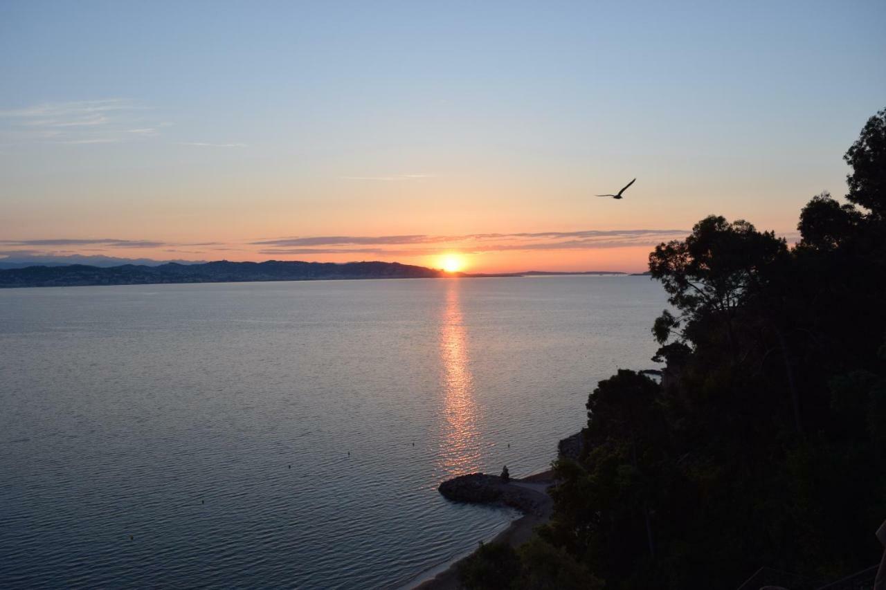 Villas And Suites La Coraillere Resort Theoule-sur-Mer Bagian luar foto